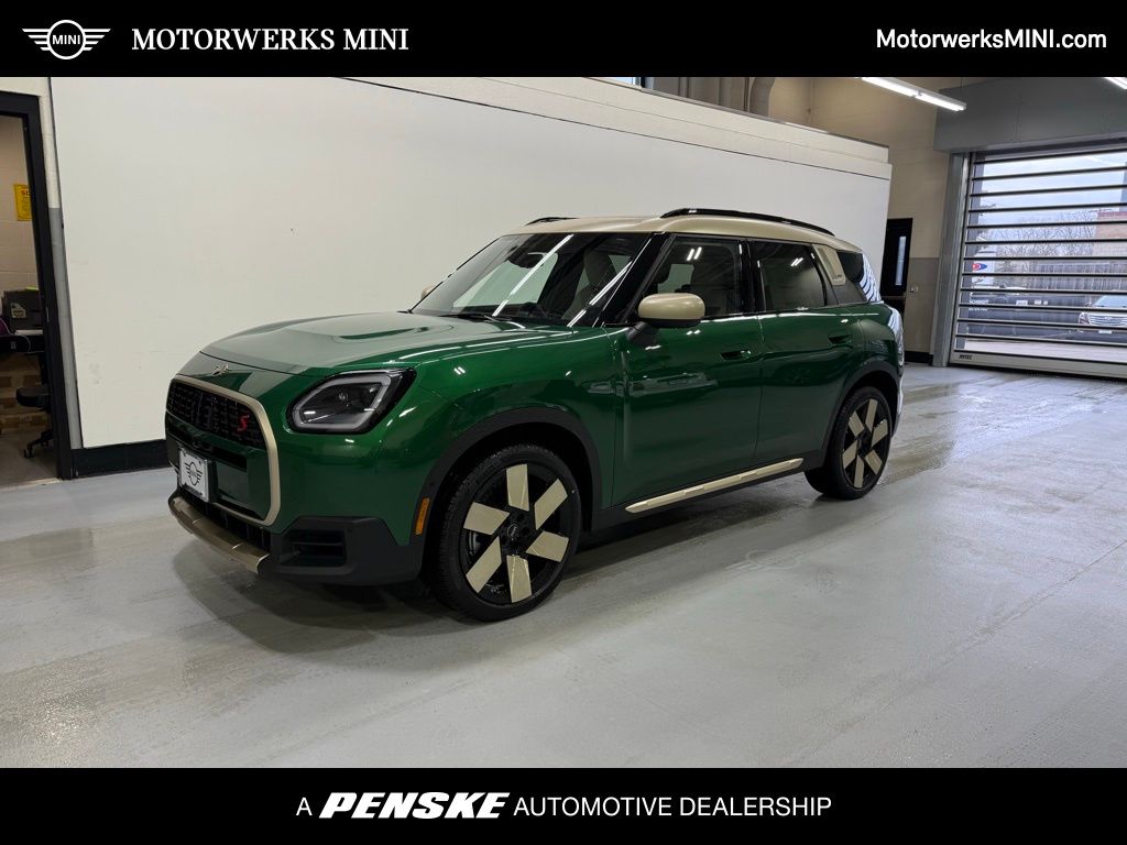 2025 MINI Countryman S's photo
