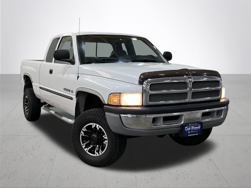 2000 Dodge Ram SLT photo 6