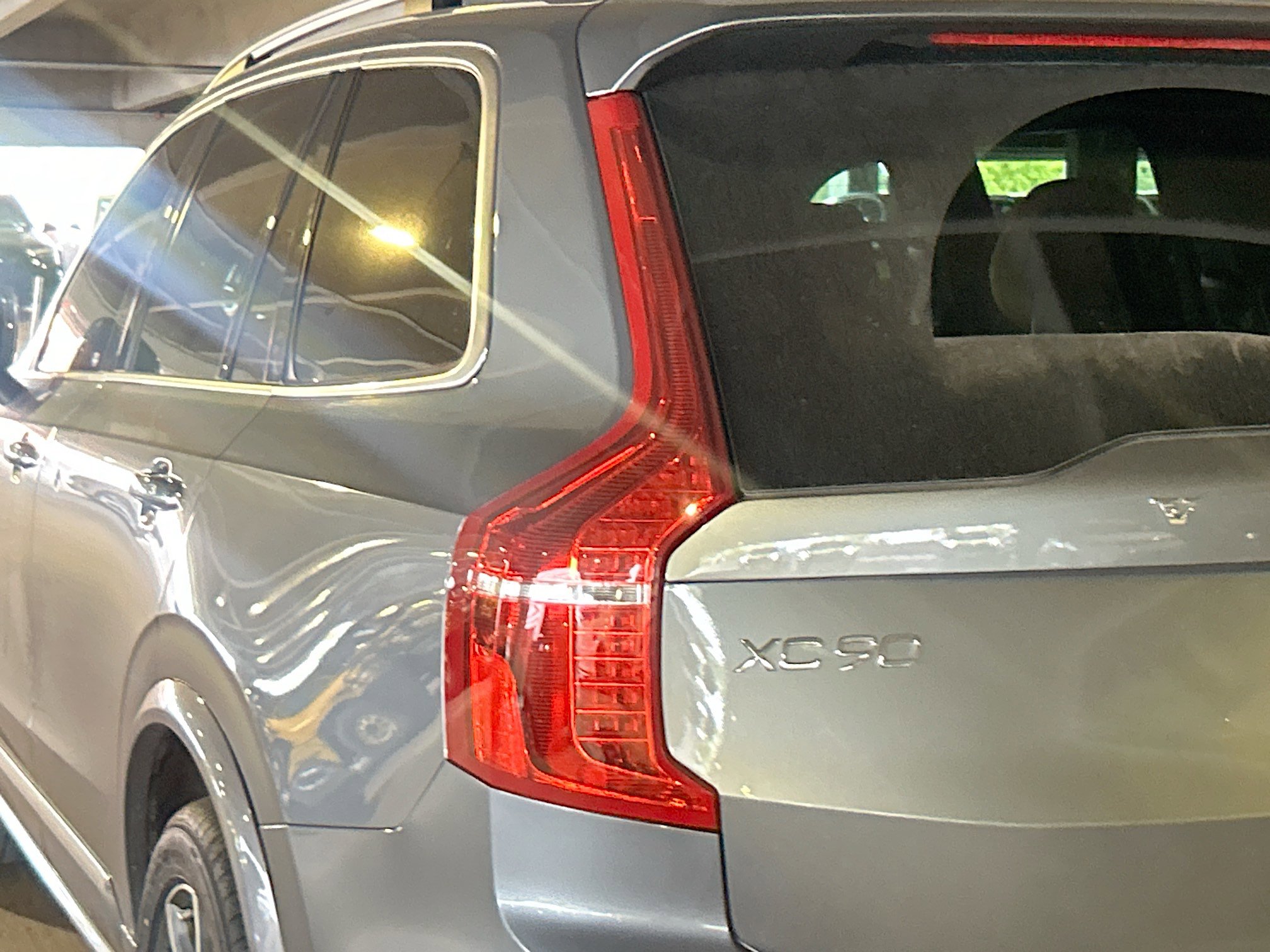 2019 Volvo XC90 Momentum AWD photo 7