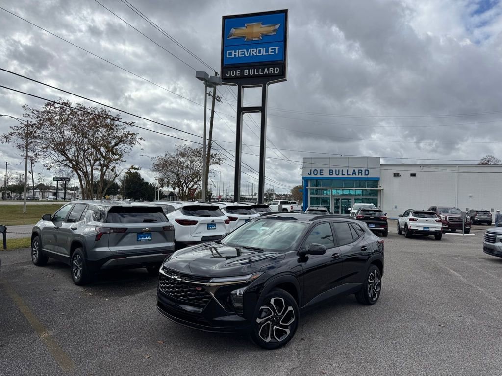 2026 Chevrolet Trax RS's photo