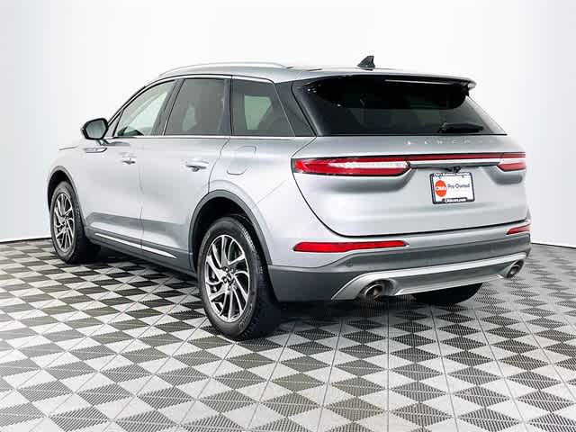 2022 Lincoln Corsair Standard photo 5