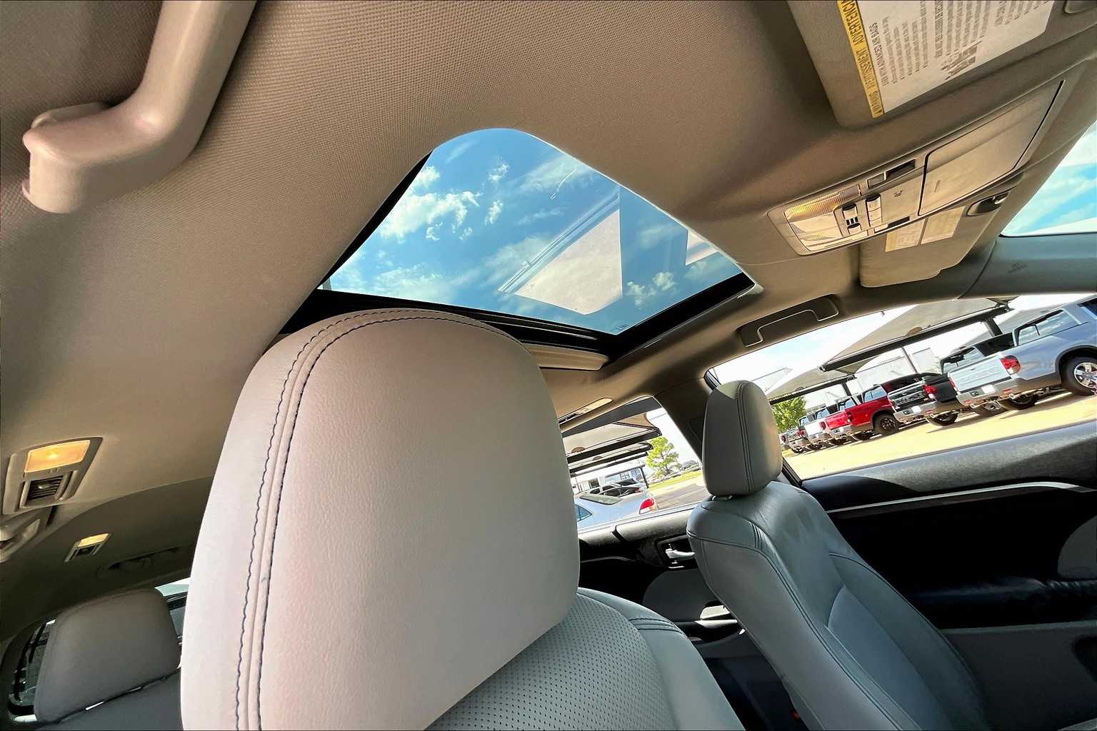 2014 Toyota Highlander Limited photo 12
