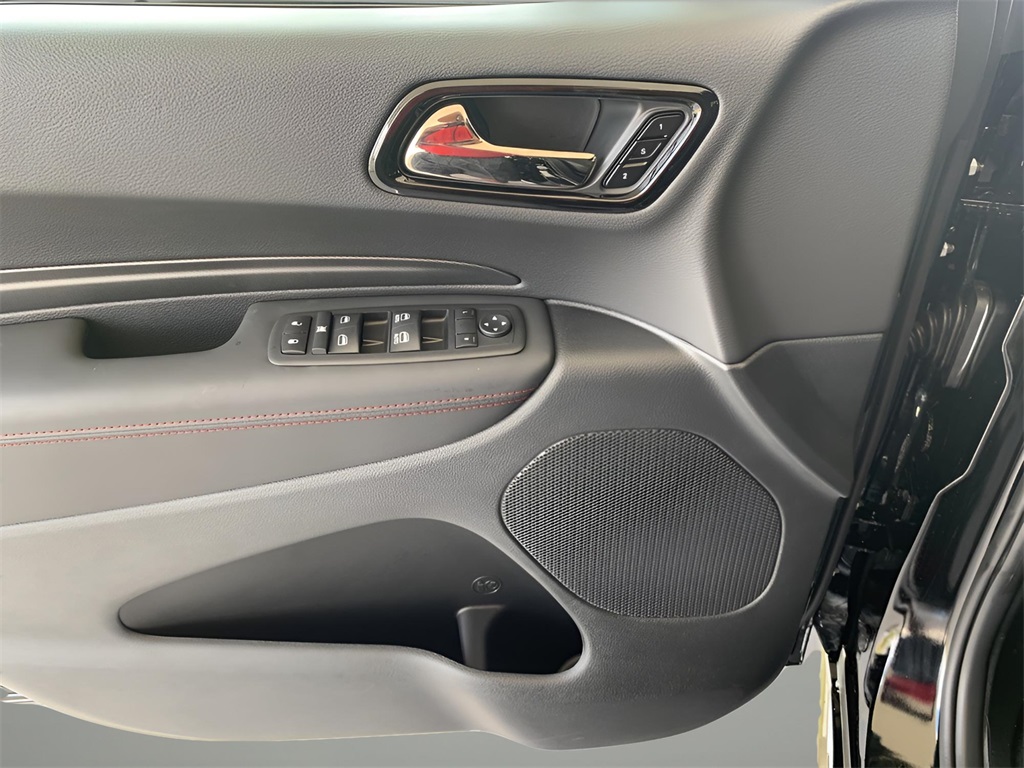 2025 Dodge Durango R/T Plus photo 25