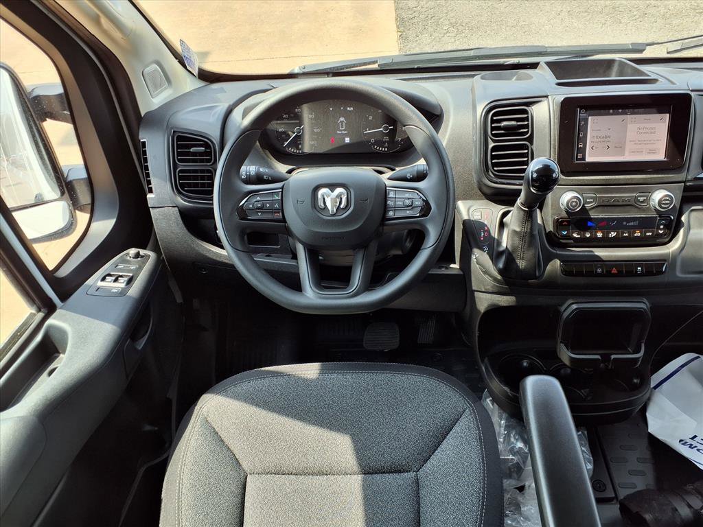 2025 Ram ProMaster 2500 photo 2