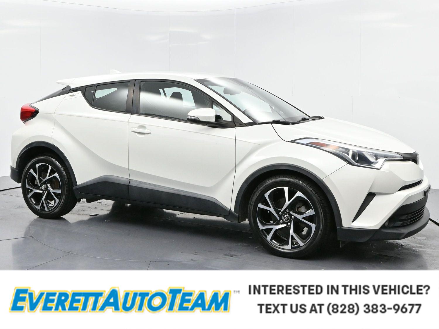 2018 Toyota C-HR XLE Premium's photo