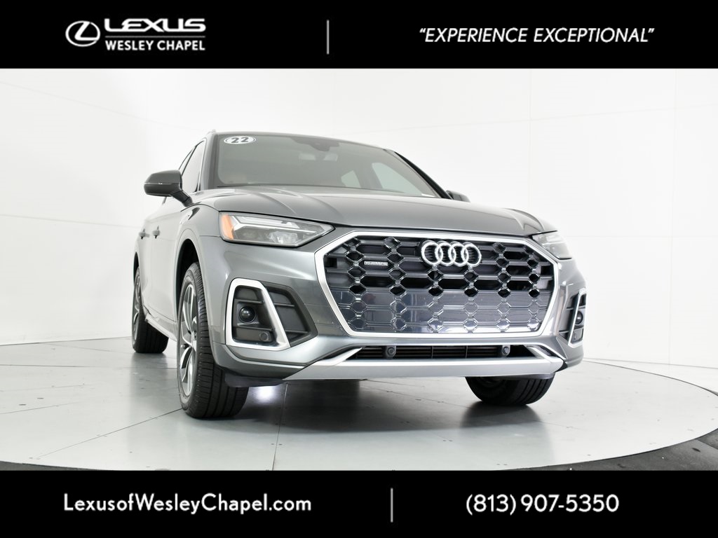 2022 Audi Q5 Premium's photo