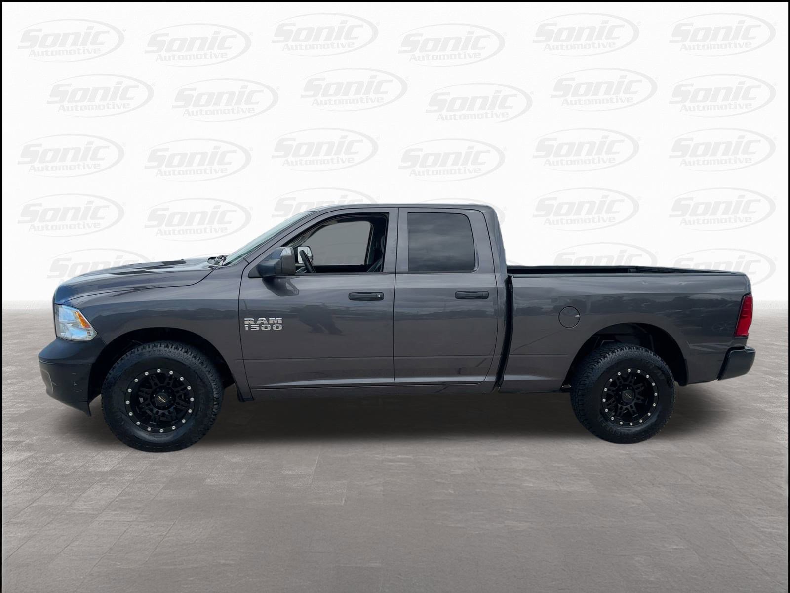 2018 Ram 1500 Tradesman photo 2