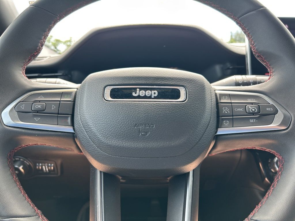 2024 Jeep Compass Trailhawk photo 16
