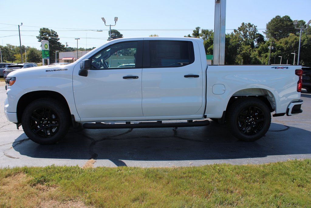 2026 Chevrolet Silverado 1500 Custom photo 7