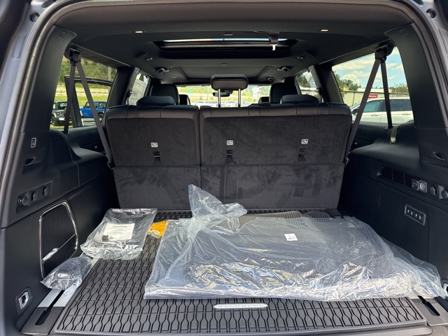 2025 Jeep Wagoneer L Series II Carbide photo 19