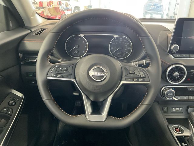 2025 Nissan Sentra SR photo 3