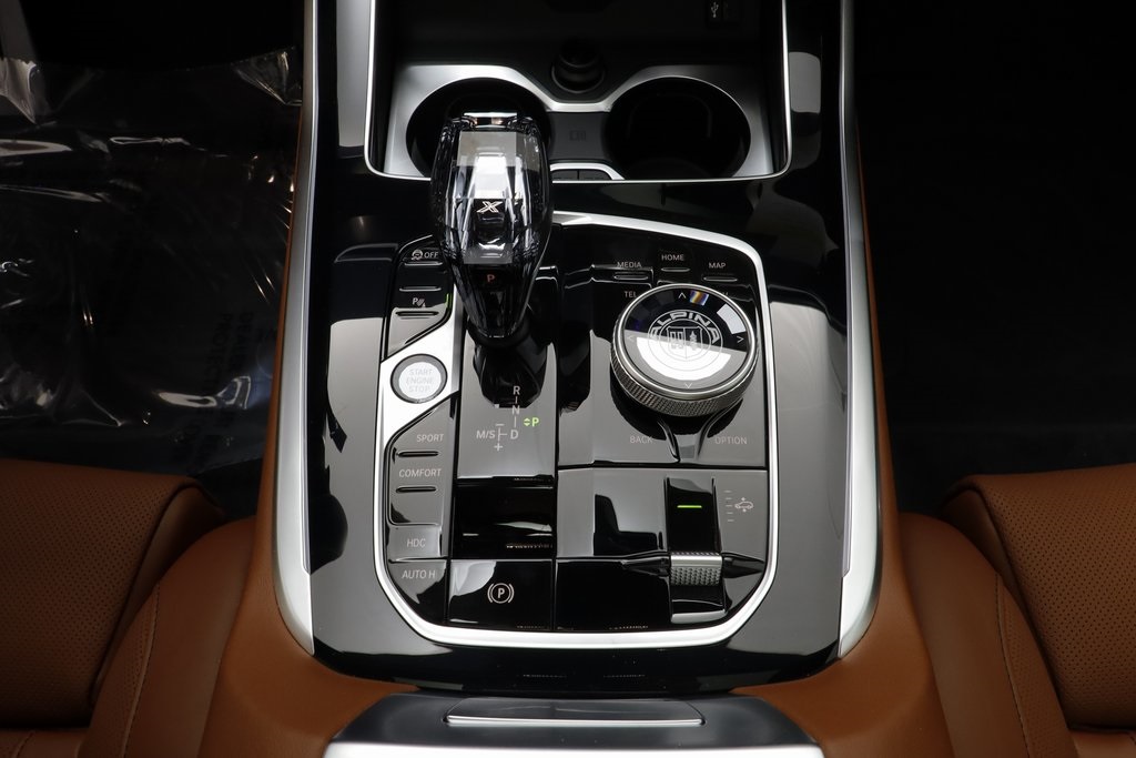2026 Bmw X7 ALPINA XB7 photo 11