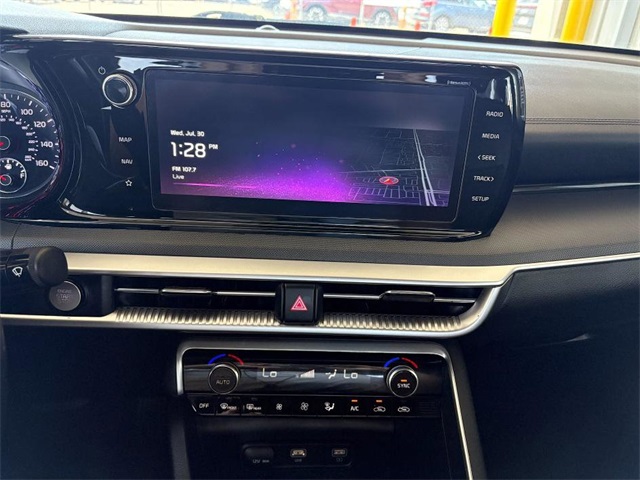 2023 Kia K5 GT-Line photo 12