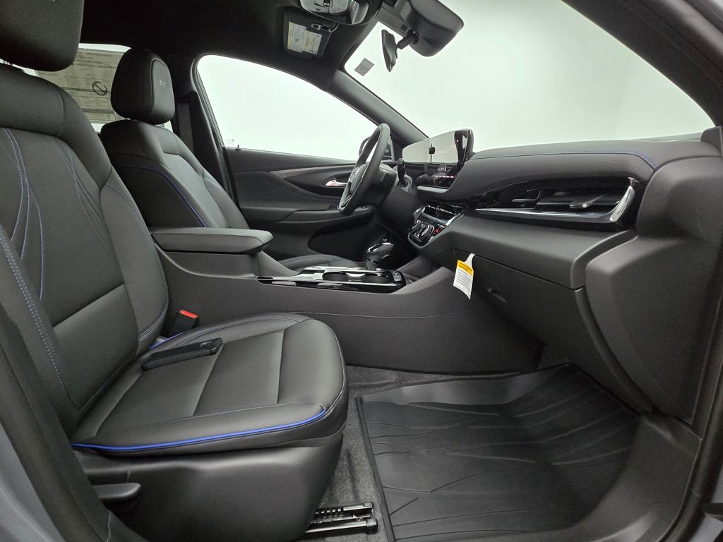 2025 Buick Envista ST photo 30