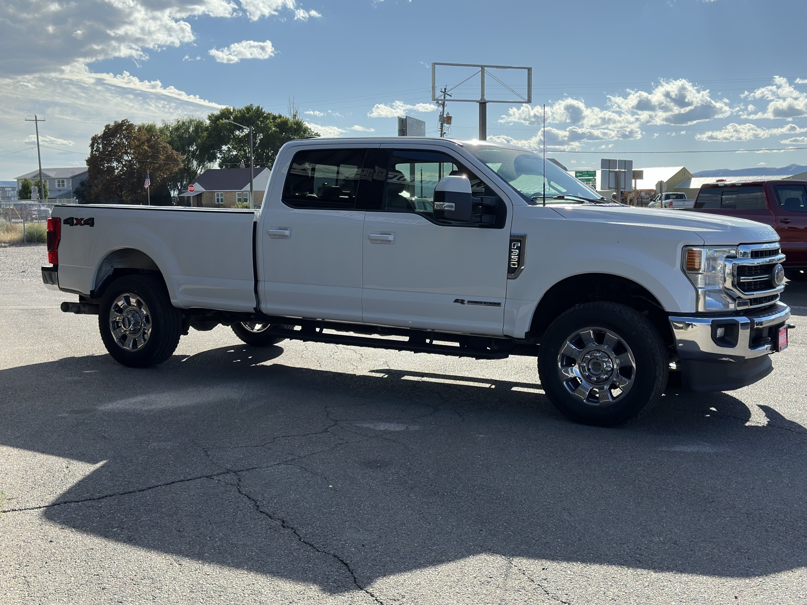 2022 Ford F-350 Lariat photo 3