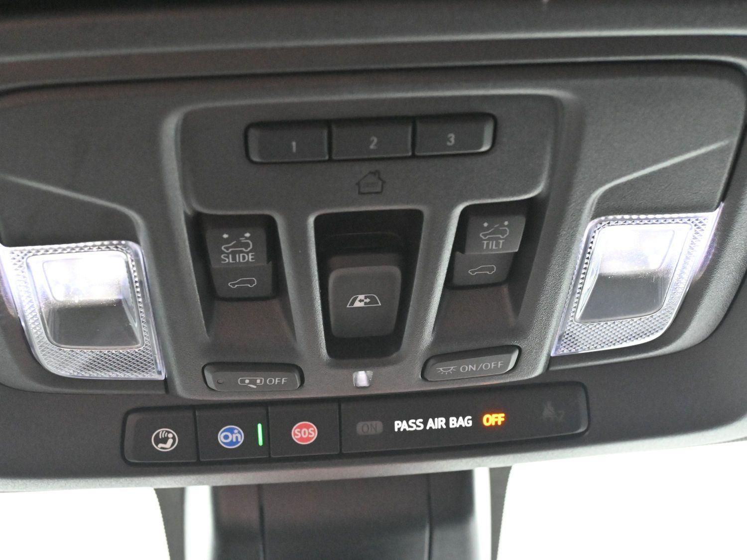 2023 Chevrolet Silverado 2500HD High Country photo 26