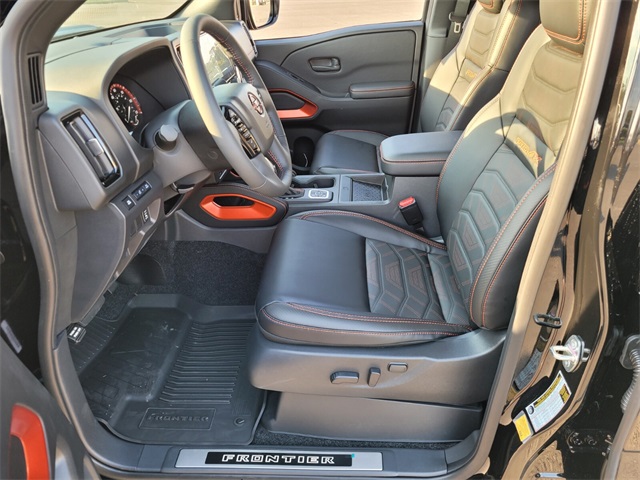 2026 Nissan Frontier Crew Cab PRO-4X photo 10