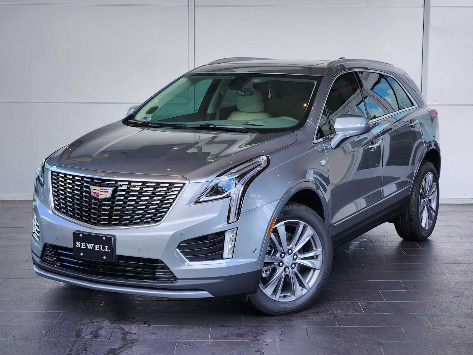 2025 Cadillac XT5 Premium Luxury's photo
