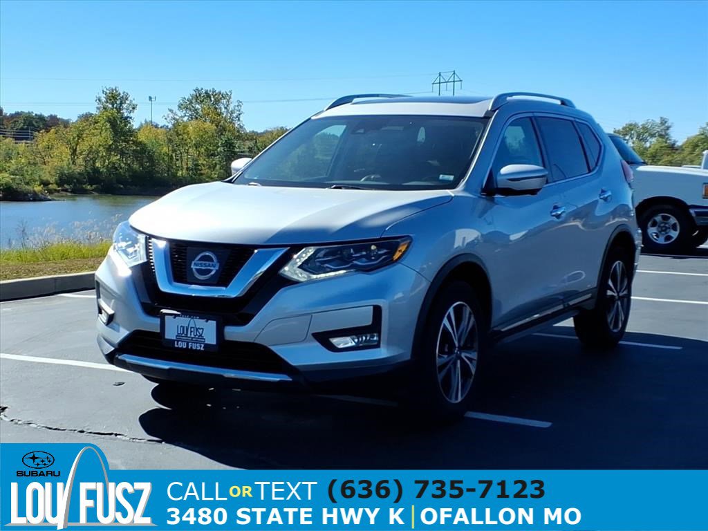 Used 2017 Nissan Rogue SL with VIN 5N1AT2MV5HC742106 for sale in O'Fallon, MO