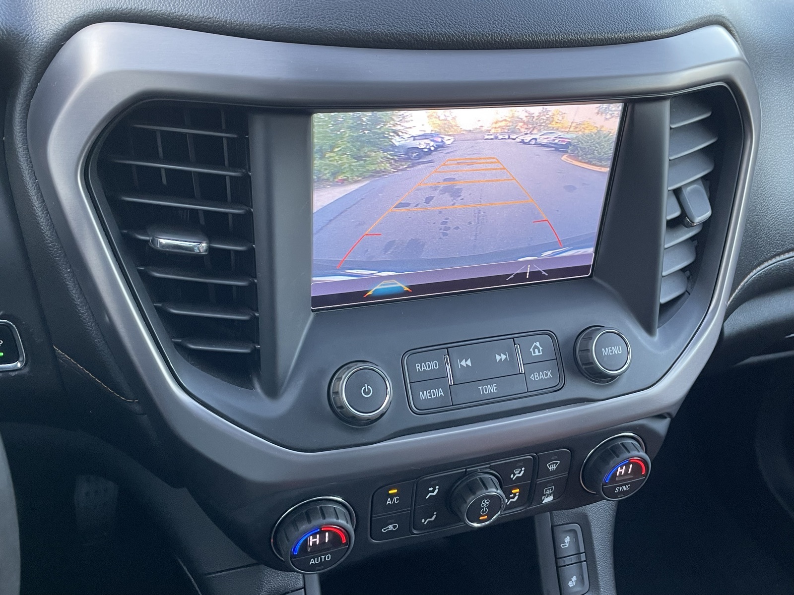2017 Gmc Acadia SLT photo 16