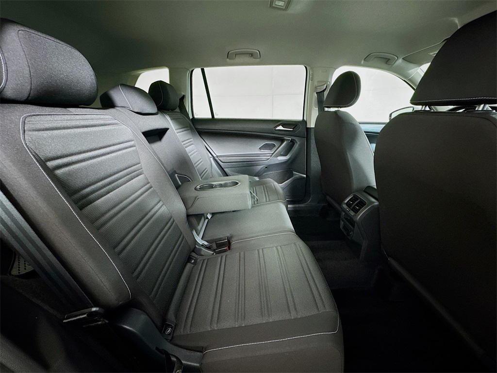 2024 Volkswagen Tiguan S photo 12
