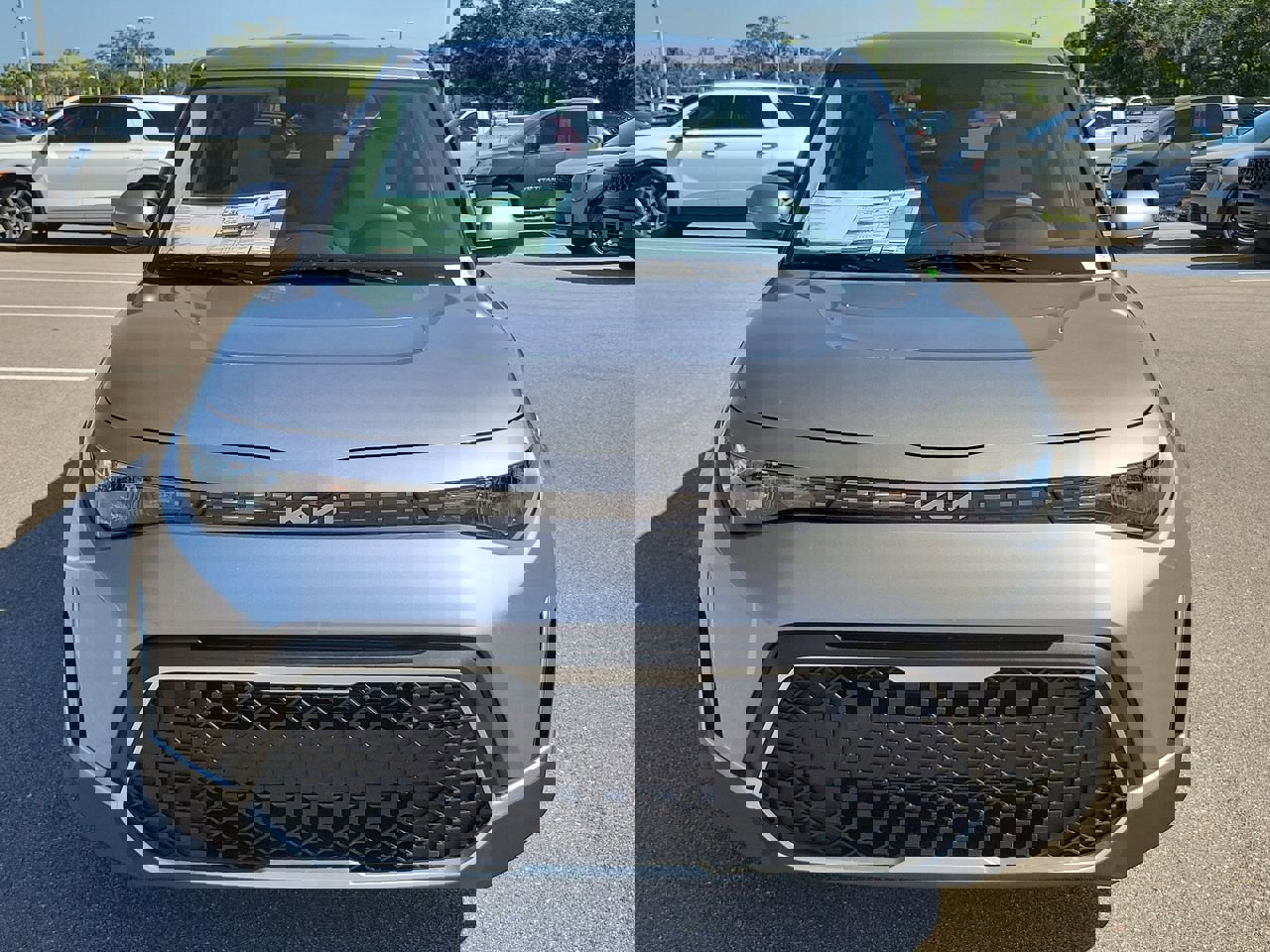 2025 Kia Soul LX photo 8