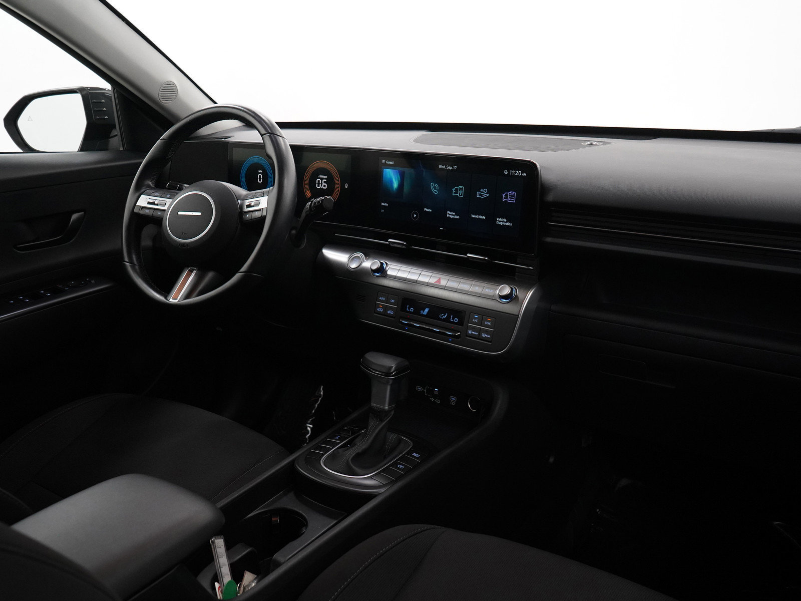 2024 Hyundai Kona SEL photo 10