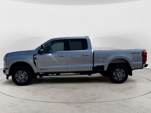 2024 Ford F-350 photo 2