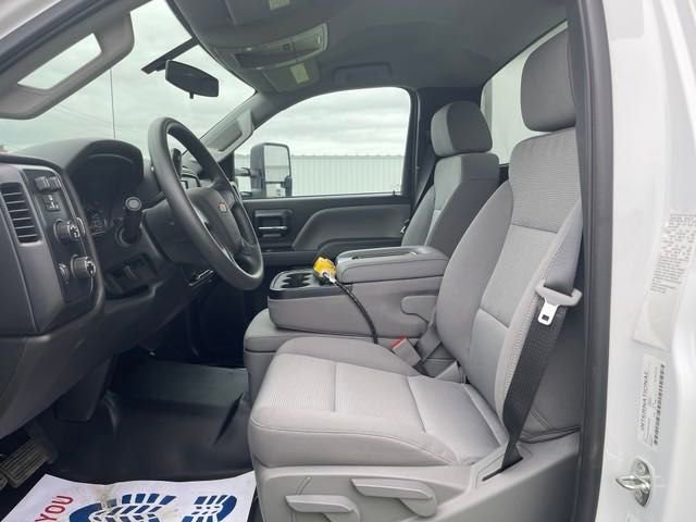 2024 Chevrolet Silverado 5500HD Work Truck photo 9