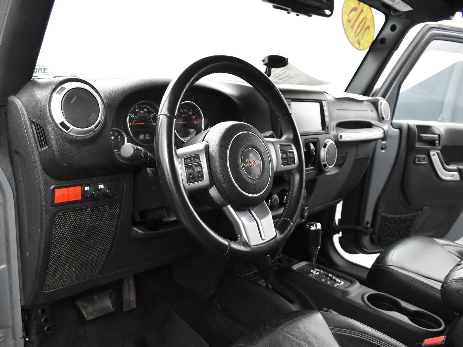 2015 Jeep Wrangler Unlimited Rubicon Hard Rock photo 16