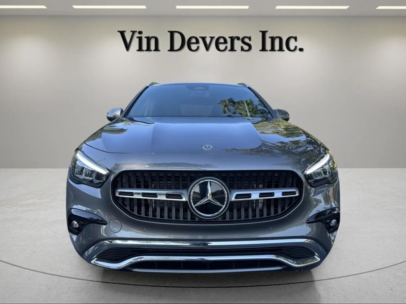 2025 Mercedes Benz GLA 250 4MATIC photo 2