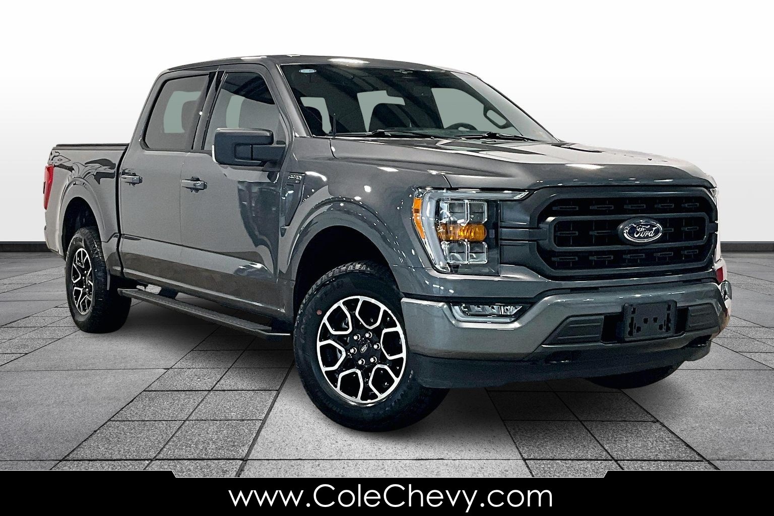 2023 Ford F-150 XLT's photo