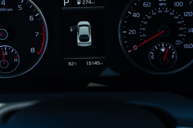 2024 Kia K5 GT-Line photo 24