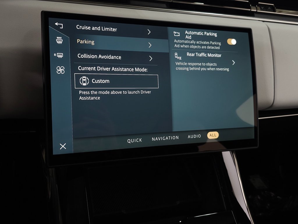 2025 LAND ROVER RANGE ROVER SPORT - Image 23