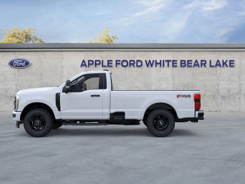 2025 Ford F-350 photo 3