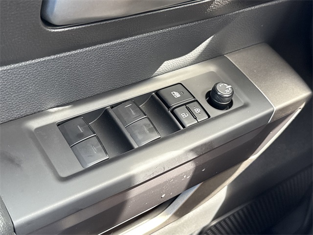 2025 Toyota Tundra SR5 photo 15