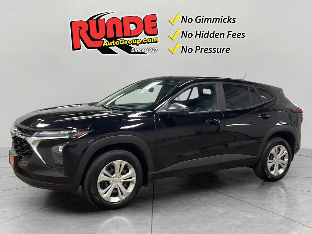 2025 Chevrolet Trax LS