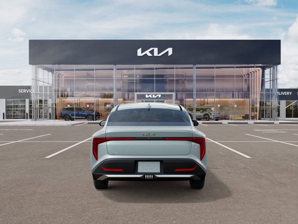 2025 Kia K4 LXS photo 4