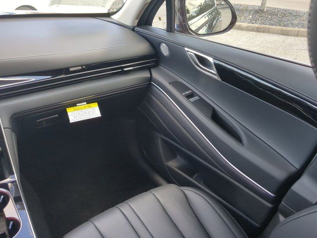 2025 Genesis GV80 2.5T Standard AWD photo 15