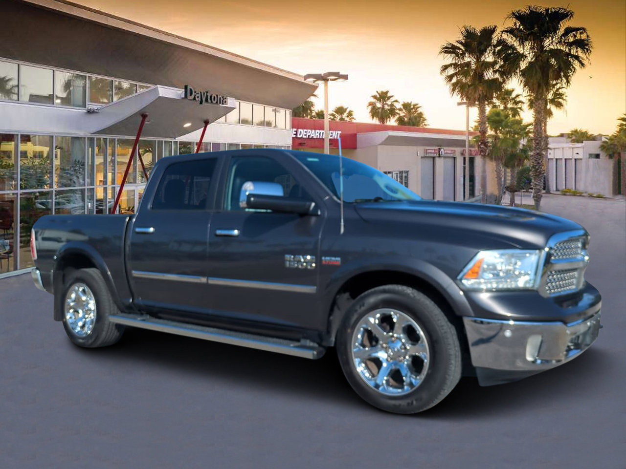 2017 RAM Ram 1500 Pickup Laramie's photo