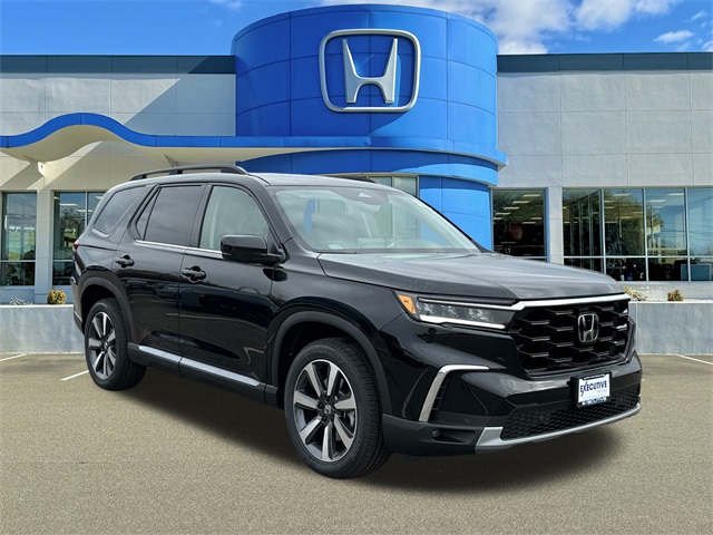 2025 Honda Pilot Touring's photo