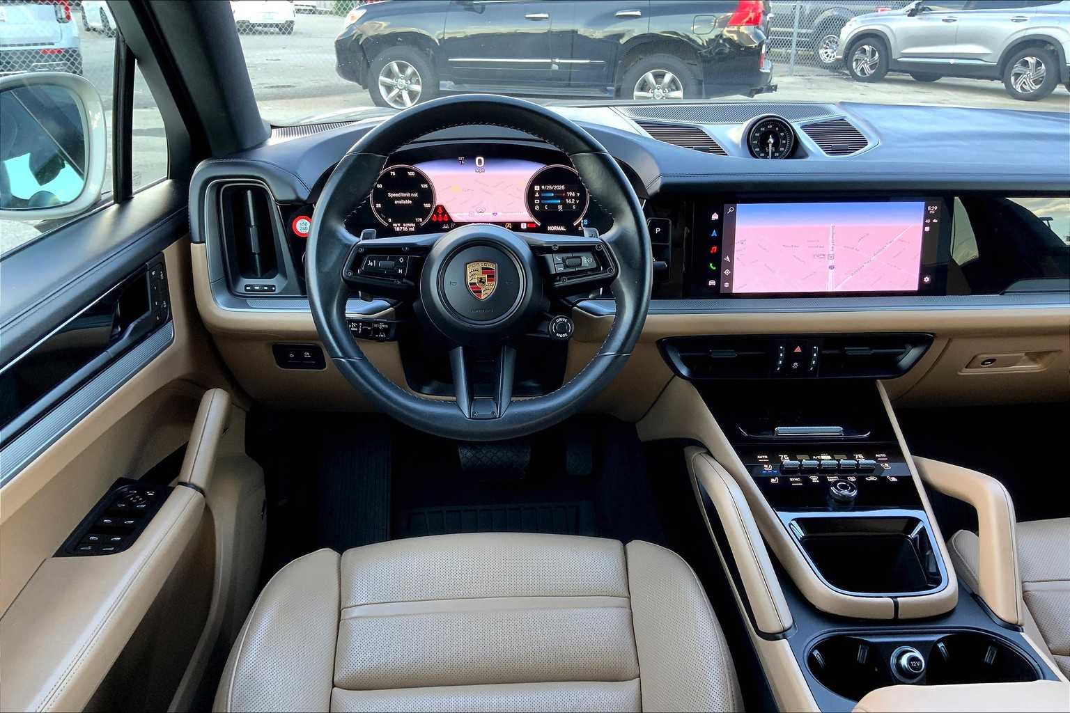2024 Porsche Cayenne Coupe photo 10