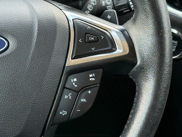 2022 Ford Edge Titanium photo 27