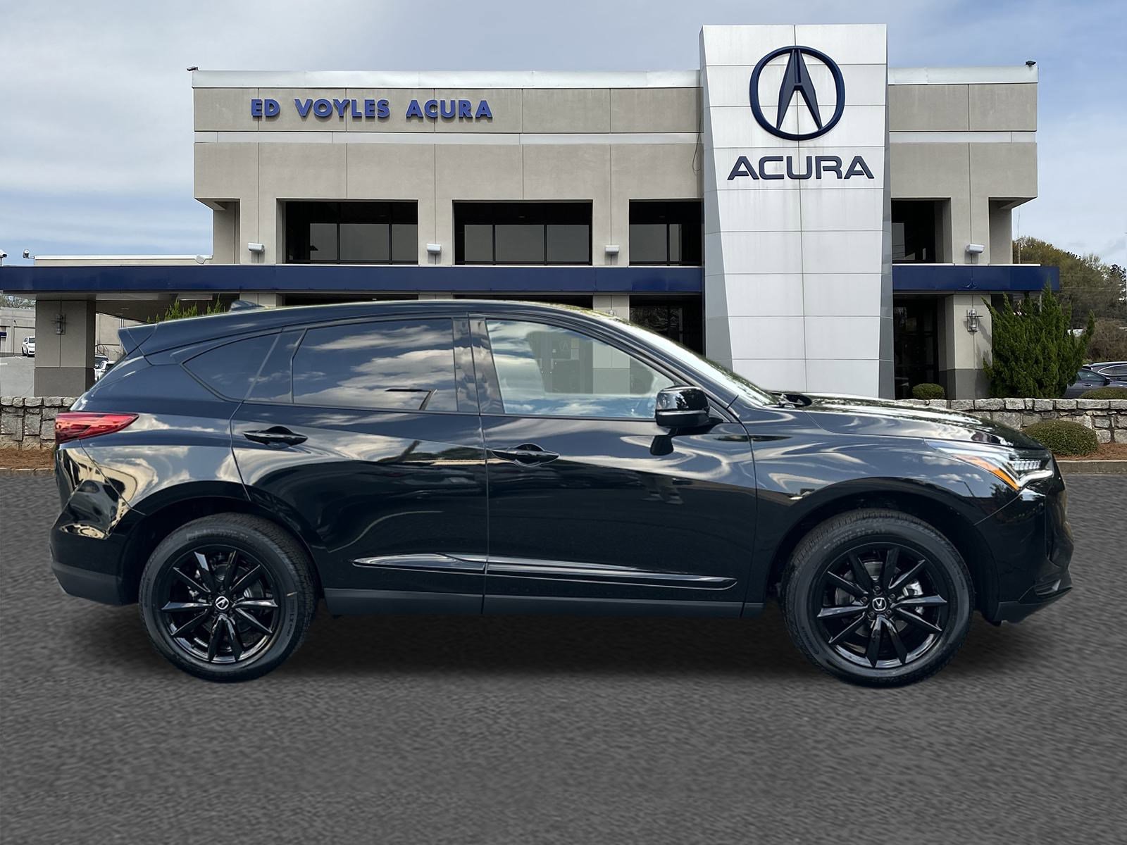 2025 Acura RDX photo 4
