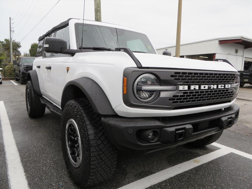 2022 Ford Bronco 4-Door Badlands's photo