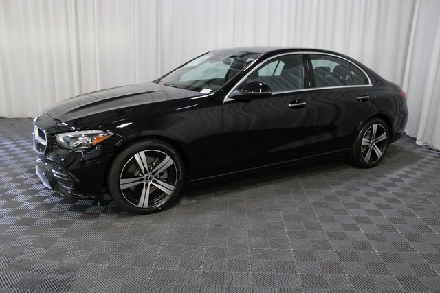 2025 Mercedes Benz C 300 4MATIC photo 3
