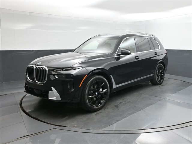 2026 BMW X7 40i's photo