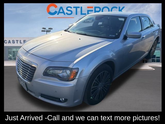 2012 Chrysler 300 S's photo