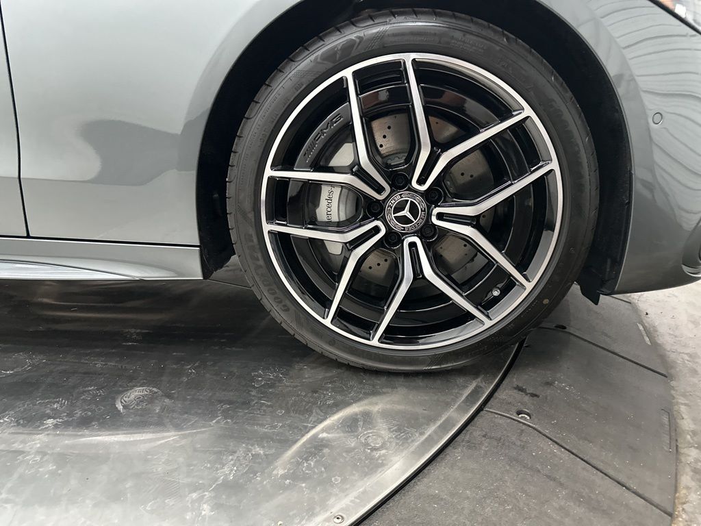 2025 Mercedes Benz C 300 photo 9