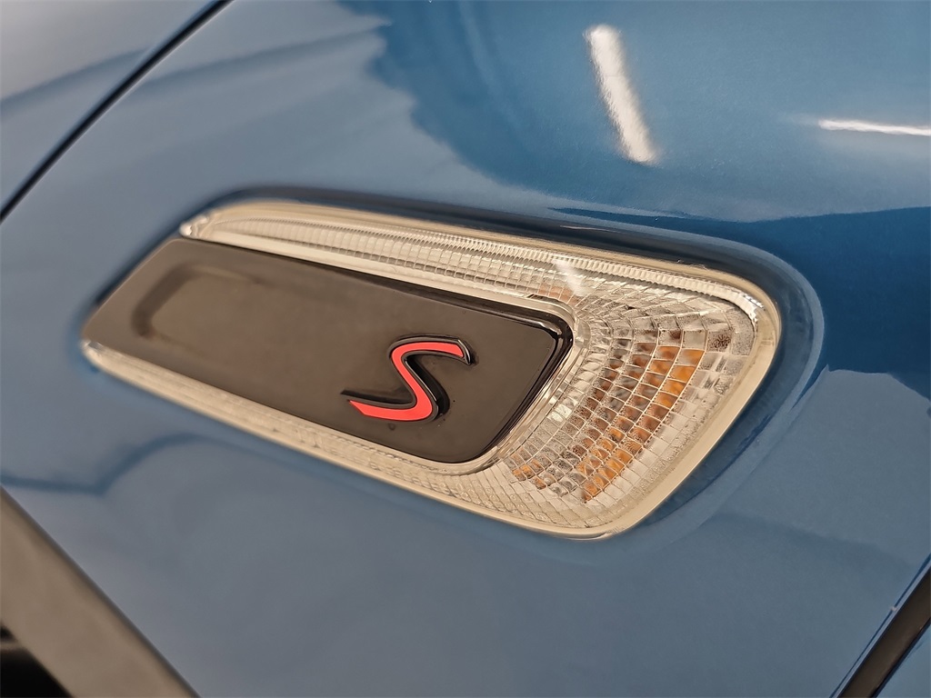 2022 Mini Cooper S Iconic photo 45